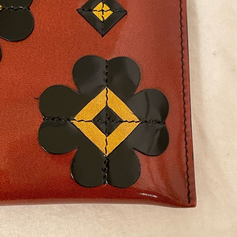 PRADA Brushed Leather Zip Clutch Bag w/Laser Cut Flowers, Caramel, NEW - Picture 16 of 16
